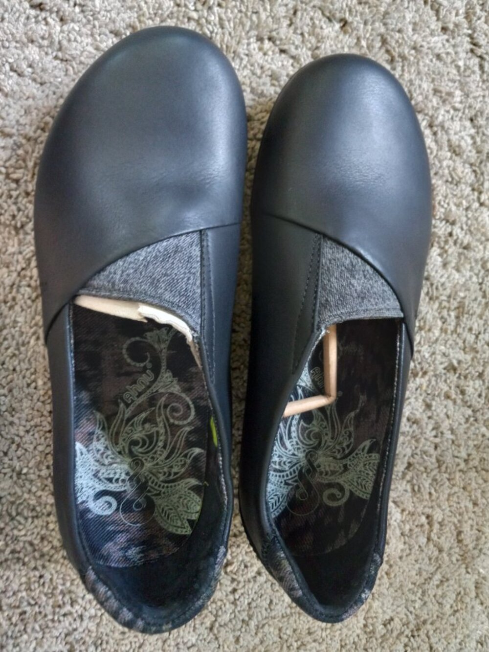 Ahnu Tola Black Loafers Womens Size 6 New
